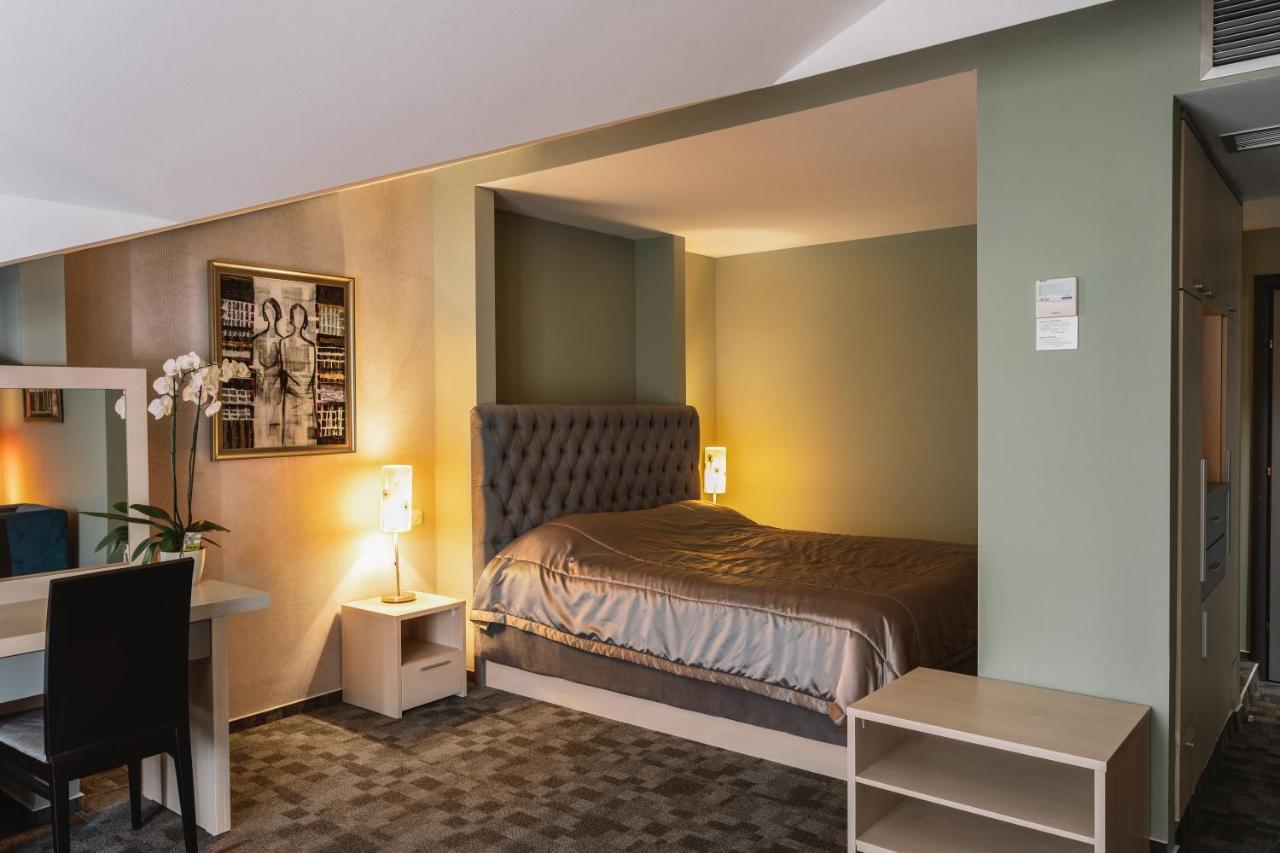 Romantique Veles Hotel Dış mekan fotoğraf